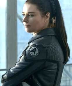 Rebecca Romijn Black Jacket