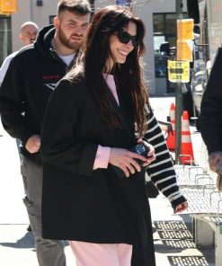 Anne Hathaway Black Blazer